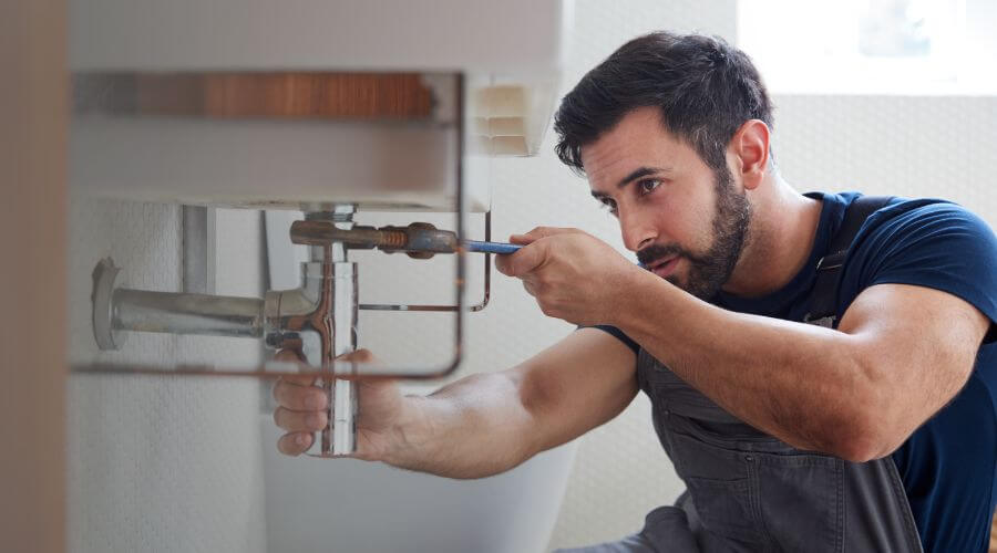 Water heater leaking fix in Kingman, AZ